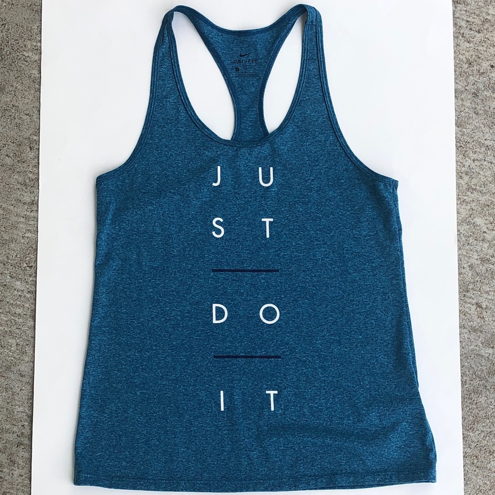 ✨SOLD✨Nike Oufit Bundle - Picture 2 of 5